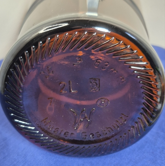 Muster Geschutzt 2L Amber Glass Beer Growler Aluminium Handle Swing Cap - Picture 9 of 9